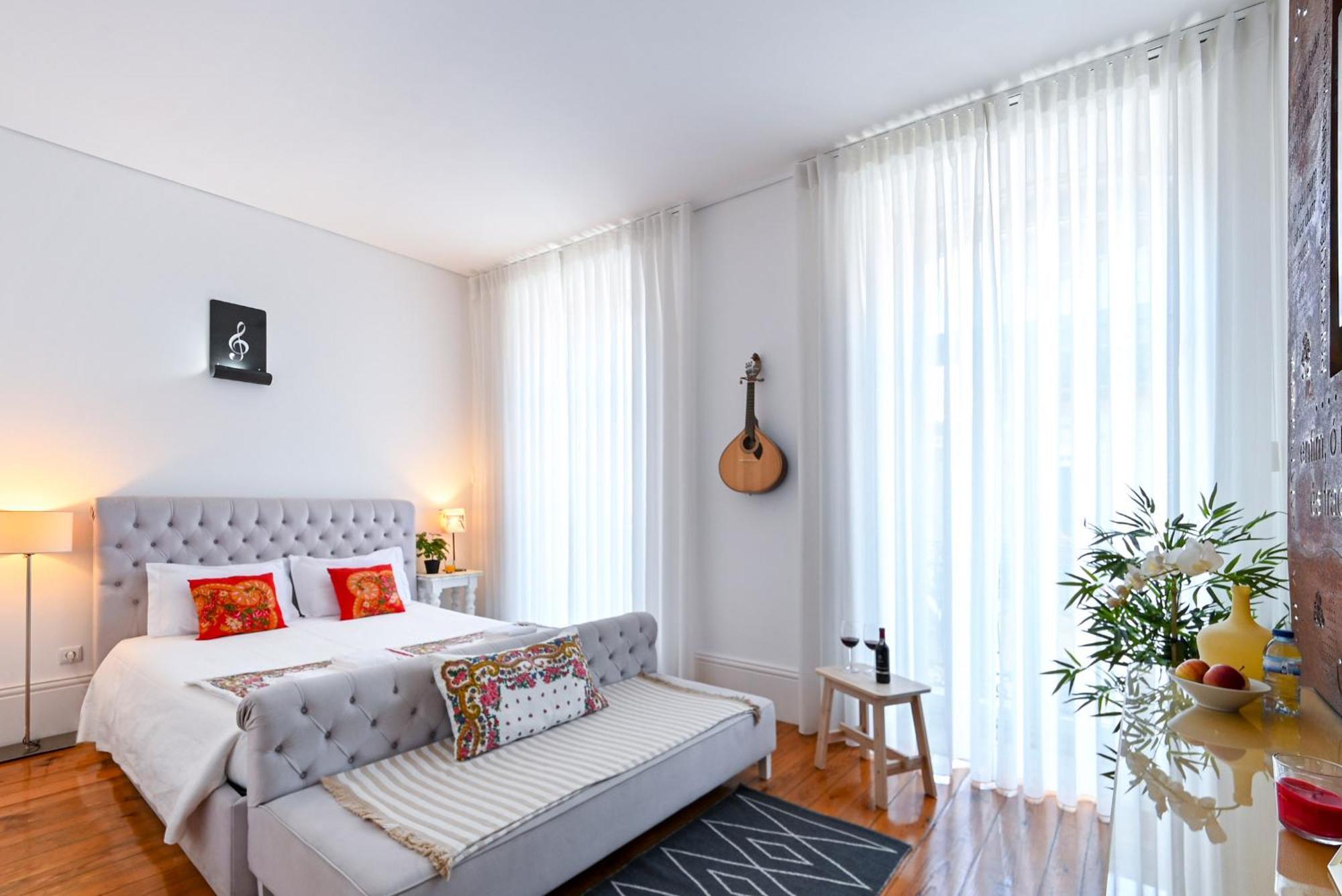 Almada Downtown Apartment